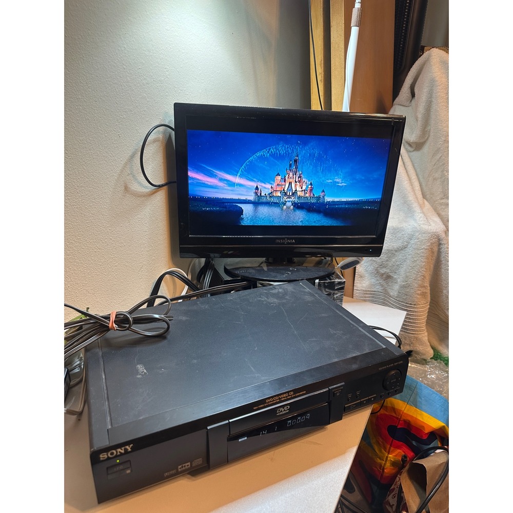 Sony DVP-S330 CD DVD Player Video CD Player with Remote RMT-D109A Black